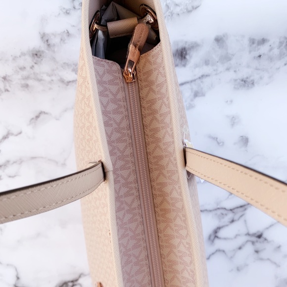 Gaby’sBags👜💕Michael Kors LG tote Ballet Pink MK - Picture 7 of 7